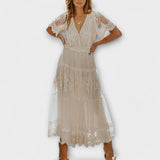 Samanta - Vestido midi Lacey con escote en V