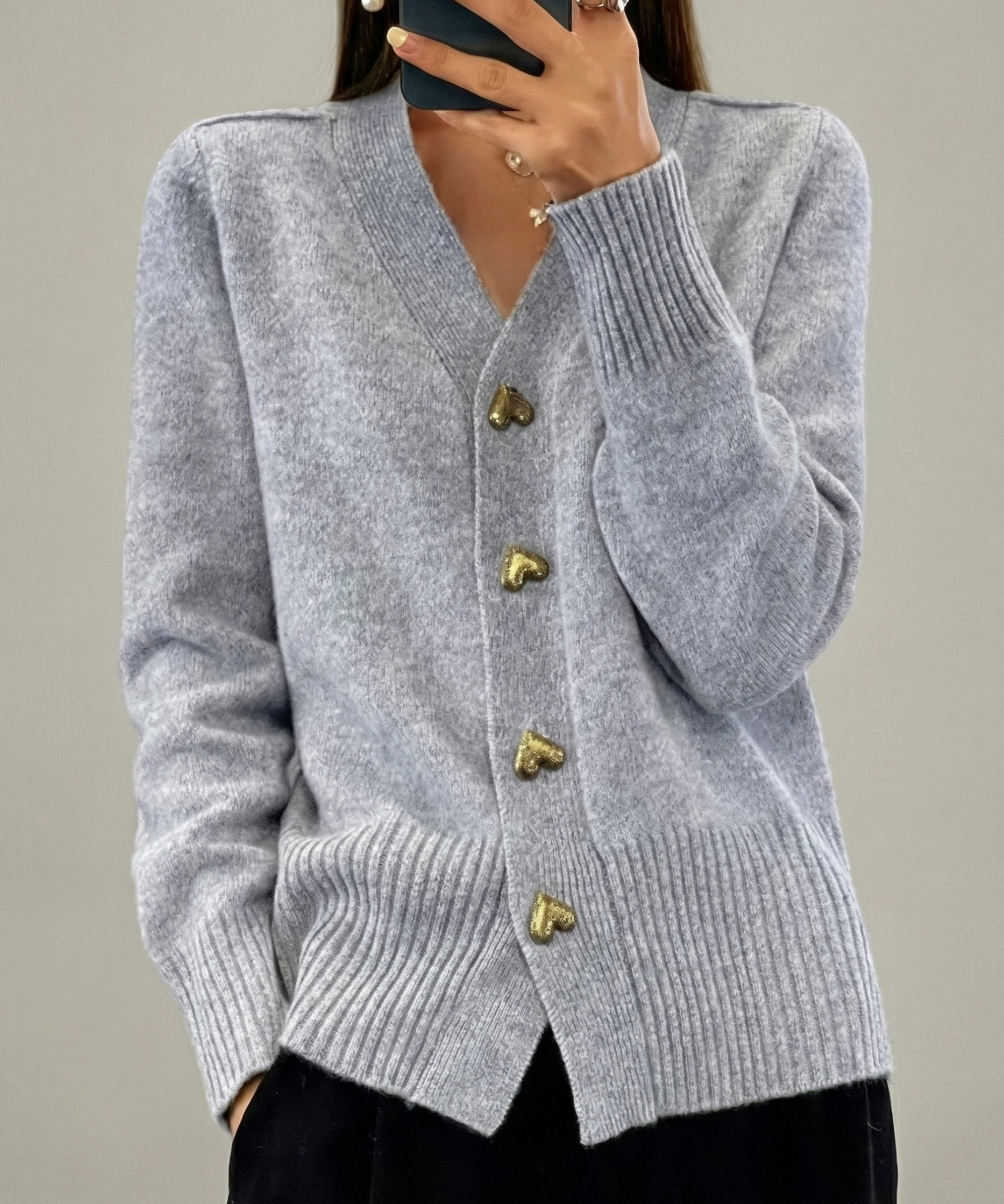 Xaviera - Cárdigan Elegante para Mujer con Botones de Corazón