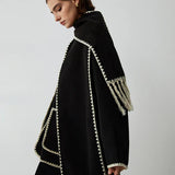 Francisca - Chaqueta con Ribetes en Contraste y Pañuelo a Juego