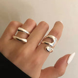 Cristina - Anillo Ancho Ondulado