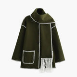 Francisca - Chaqueta con Ribetes en Contraste y Pañuelo a Juego