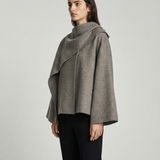 Orquídea - Poncho Elegante para Mujer con Corte Asimétrico y Caída Fluida