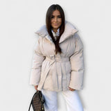 Bibiana – Abrigo Elegante Puffer